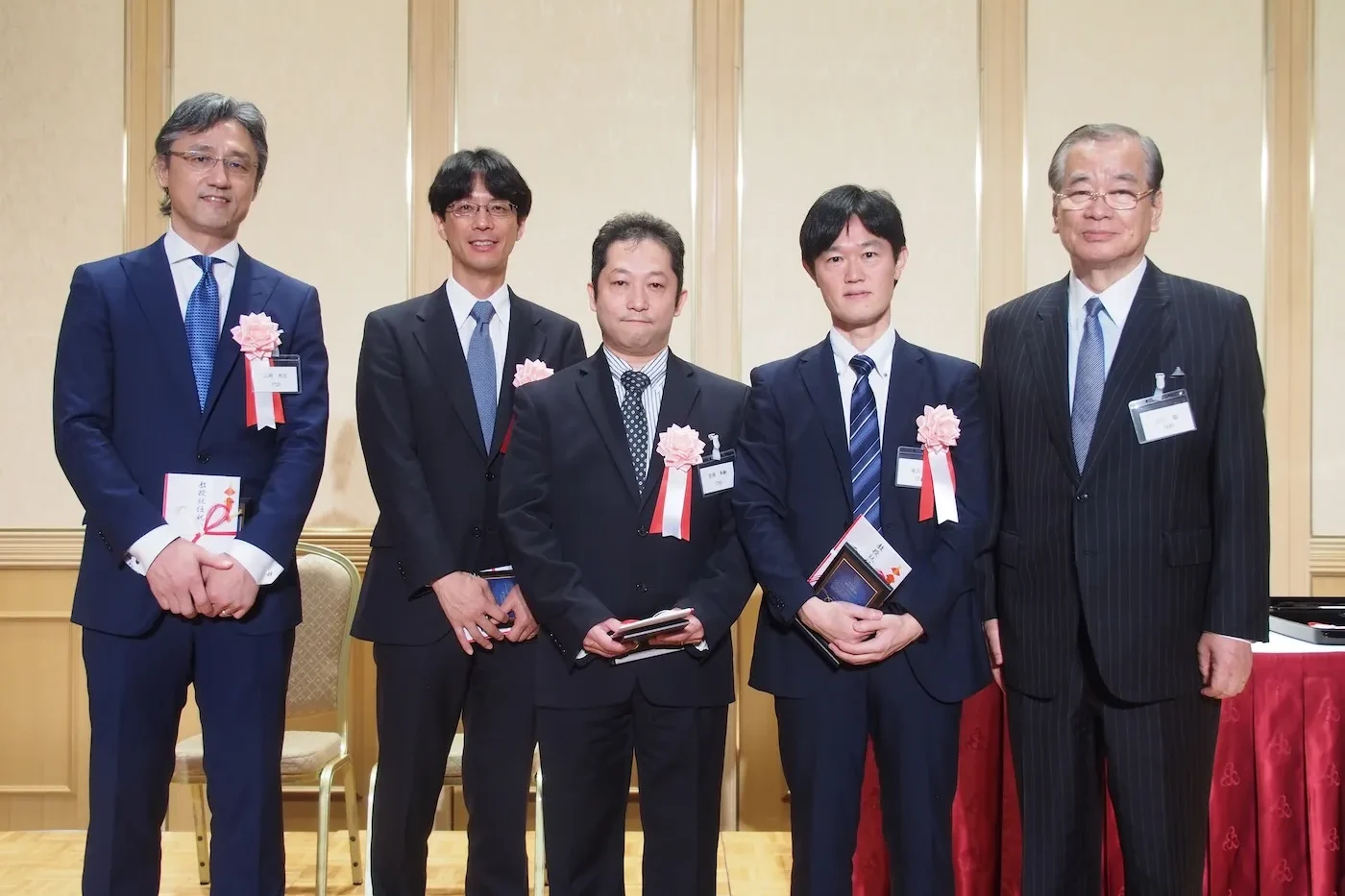 2019年6月受賞記念写真